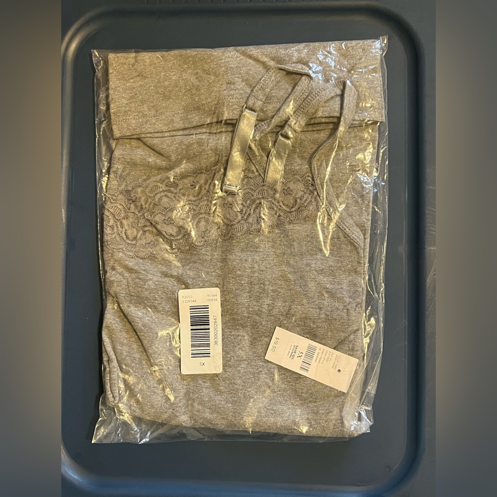 5x gray lace trim cami